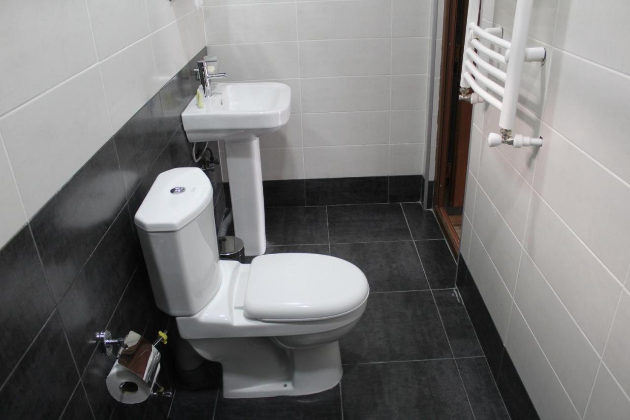 Roza Guesthouse Kazbegi Eksteriør billede